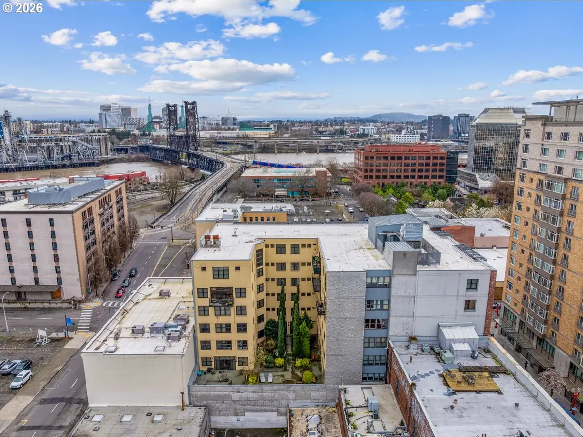 411 NW FLANDERS ST #805, Portland, OR 97209