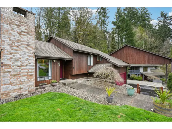 100 INGLEWOOD PARK, Longview, WA 98632