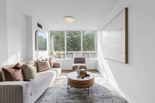 7 Bishop AVE #216, Toronto C14, ON M2M 4J4