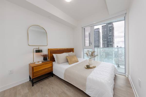 100 DALHOUSIE ST #2907, Toronto C08, ON M5B 0C7