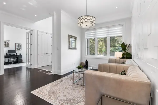 38 Devondale AVE, Toronto C07, ON M2R 2E2