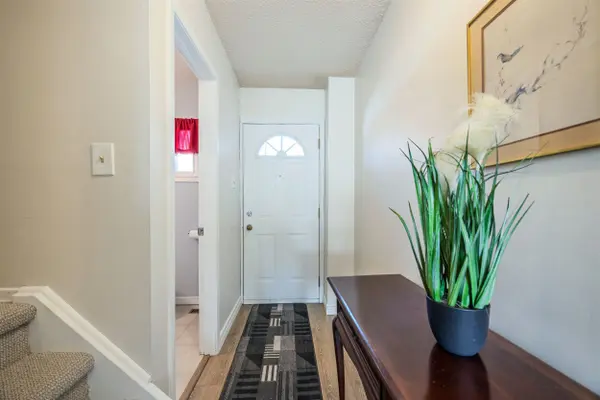 1975 Memory LN #23, Pickering, ON L1V 3M3