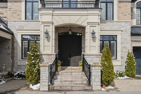 112 Woodview DR, Pickering, ON L1V 1L2