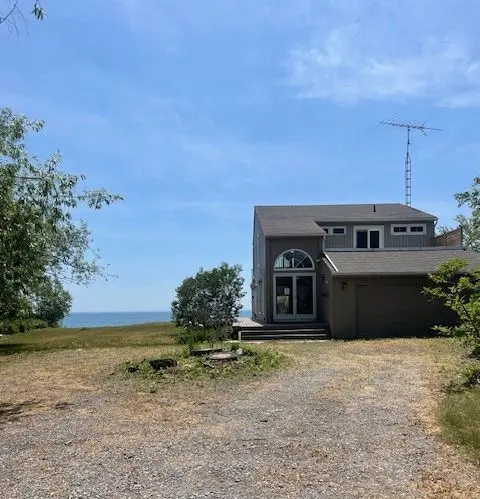 151 Cedar Crest Beach RD, Clarington, ON L1C 5R2