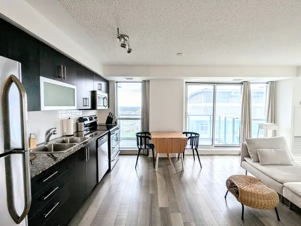 50 Town Centre CT #3304, Toronto E09, ON M1P 0A9