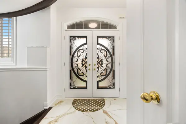 1 Morningstar AVE, Whitby, ON L1R 0P2