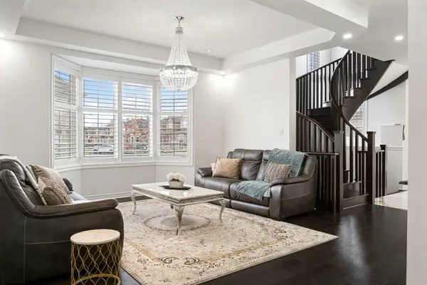 1 Morningstar AVE, Whitby, ON L1R 0P2