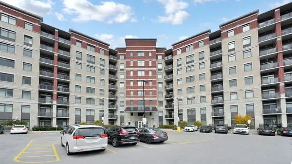 39 New Delhi DR #809, Markham, ON L3S 0E1