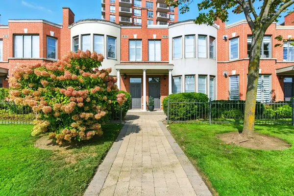 442 Maple AVE #7, Burlington, ON L7S 2L7