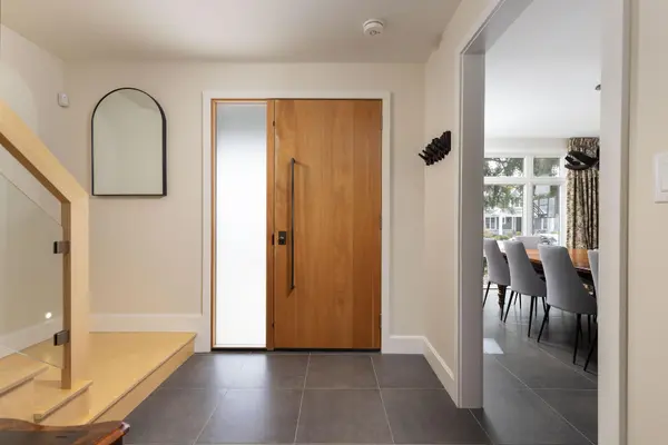 367 Spruce ST, Oakville, ON L6J 2H2