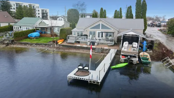 14 Oriole RD, Kawartha Lakes, ON K0M 1N0