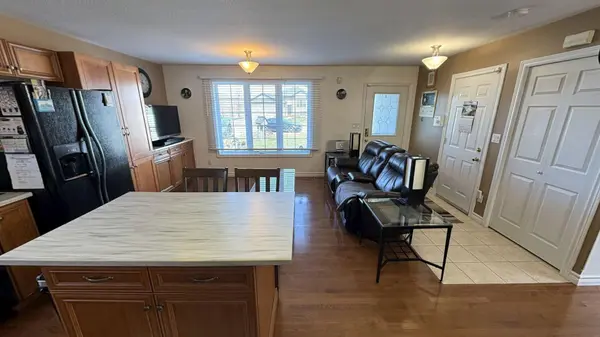 33 Regal DR, Chatham-kent, ON N0P 2L0