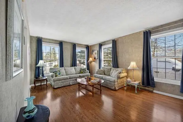 342 Abbott ST, Brockville, ON K6V 5Y9