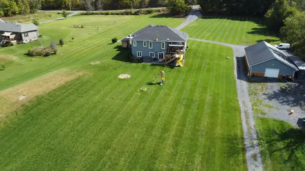 923 Maple RD, Loyalist, ON K0H 2H0