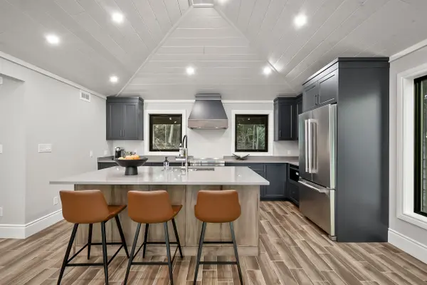 1108 South Bernard Lake RD, Sundridge, ON P0A 1Z0