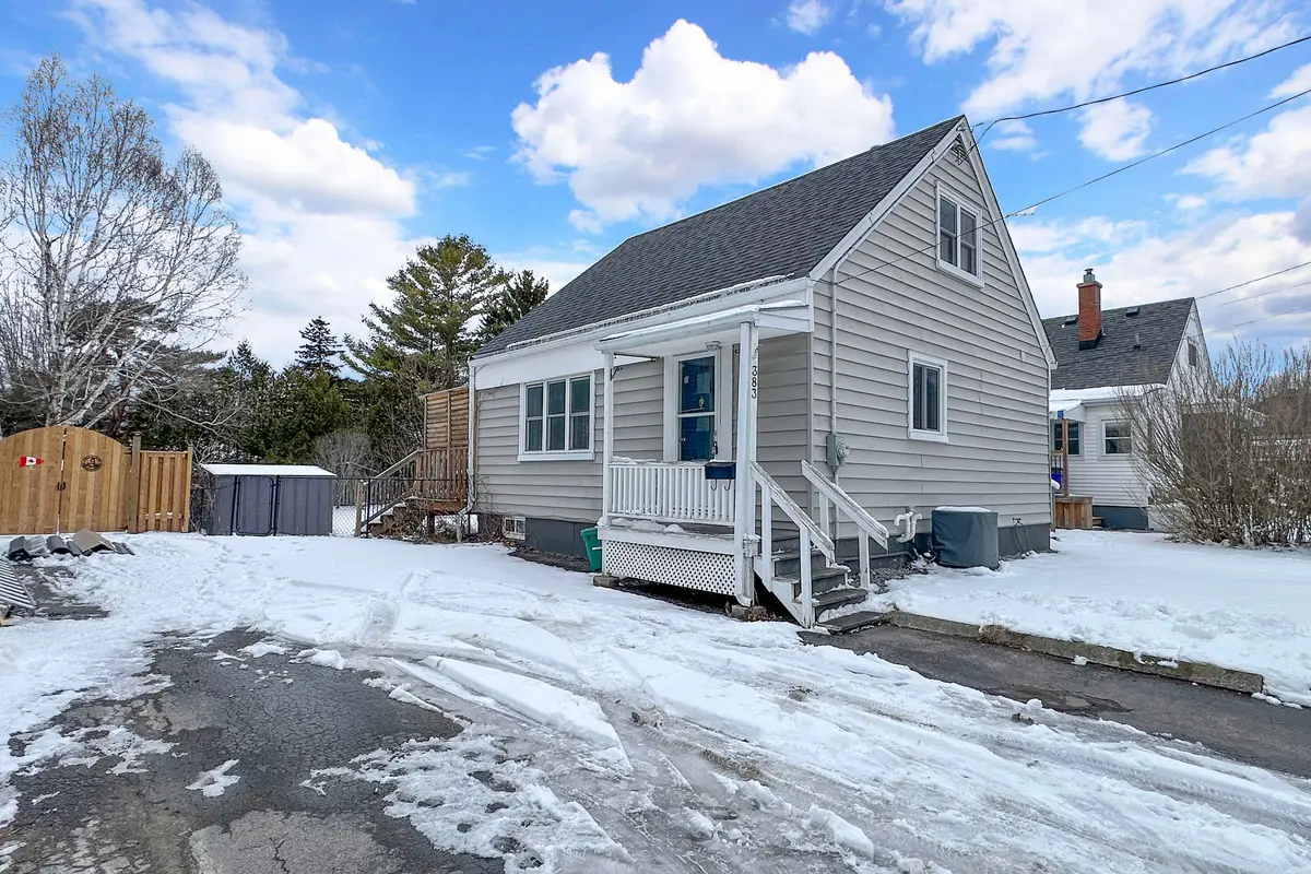 383 Campbell ST, Cobourg, ON K9A 4C1