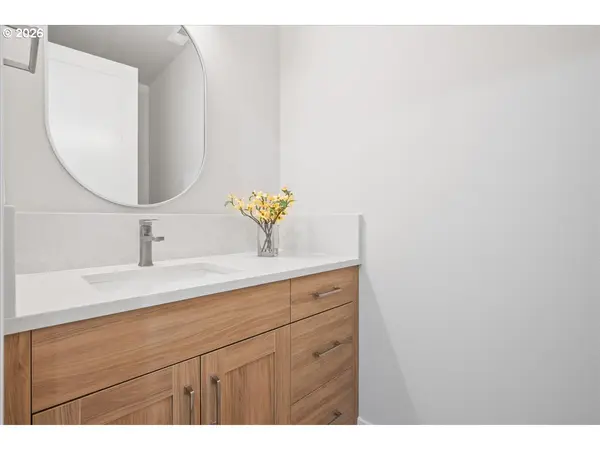 16709 NE 38TH AVE, Vancouver, WA 98686