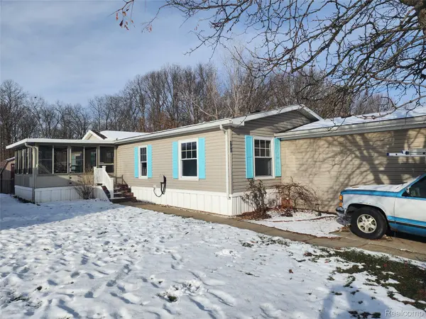 450 Glencoe,  Bedford Township,  MI 48182