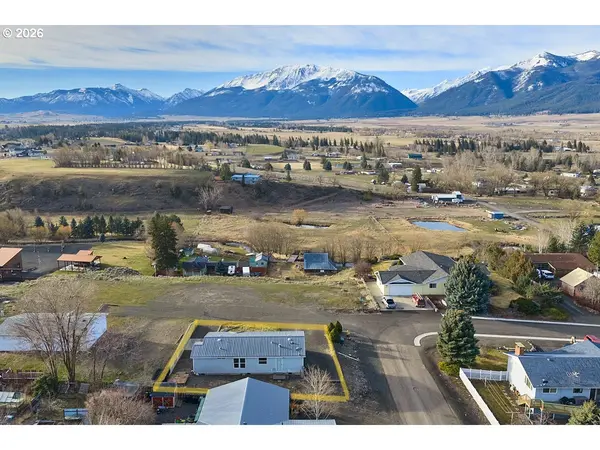 801 RESIDENCE ST, Enterprise, OR 97828