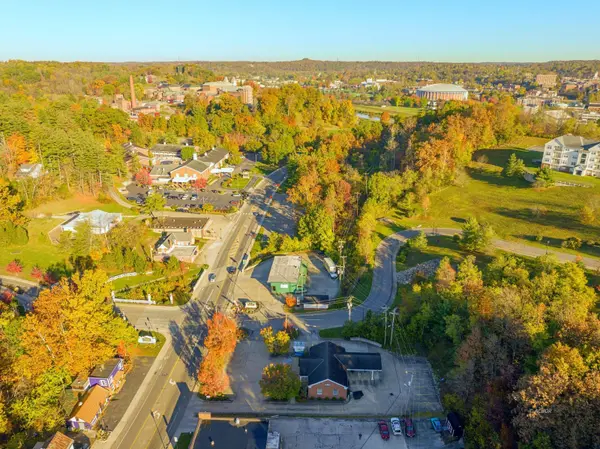 368 Richland Ave, Athens, OH 45701