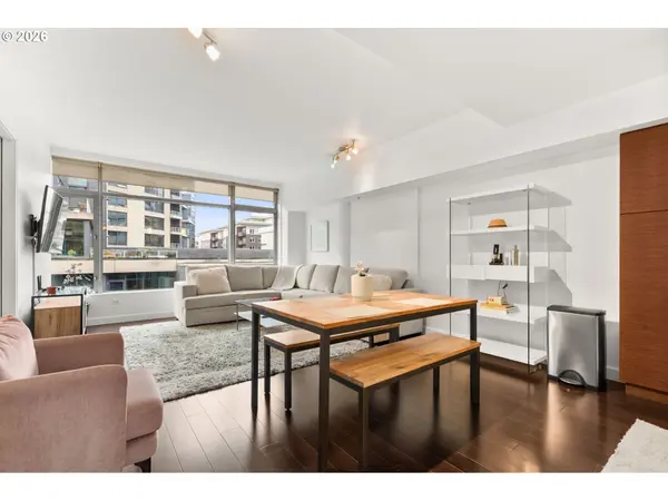 3601 S RIVER PKWY #305, Portland, OR 97239