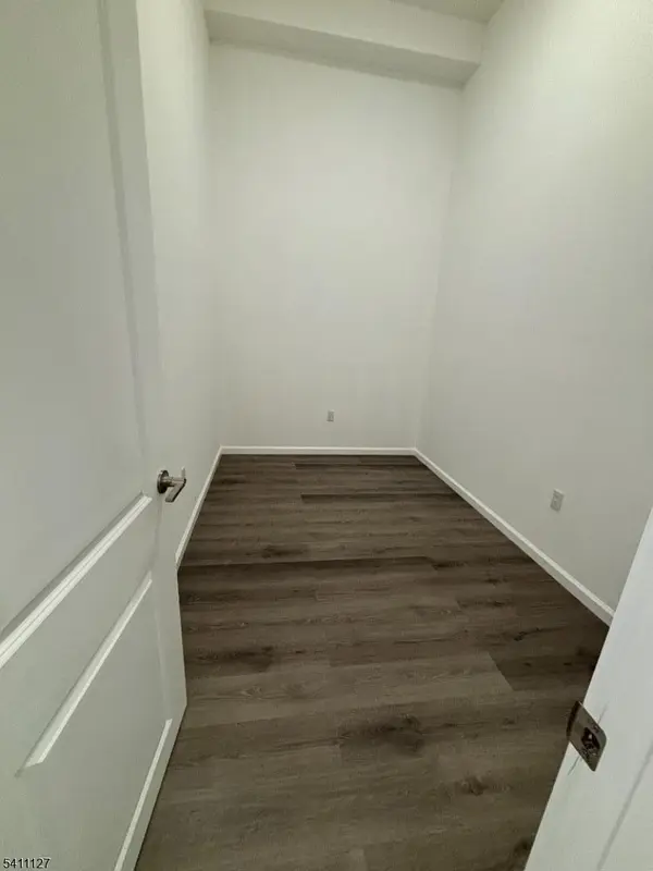 24 Elm St #202, Paterson City, NJ 07501