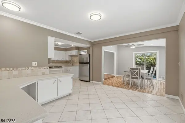 3 Roanoke Ave, Rockaway Twp., NJ 07866