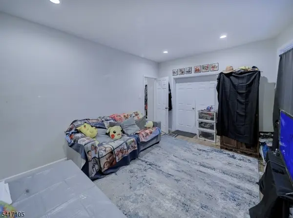 193 Clerk St, Jersey City, NJ 07305