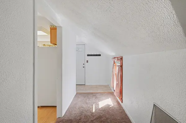 1163 W Reid Unit #3 RD, Flint, MI 48507