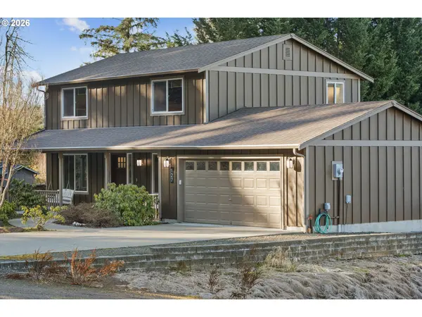 127 LAKE TERRACE DR, Mossyrock, WA 98564