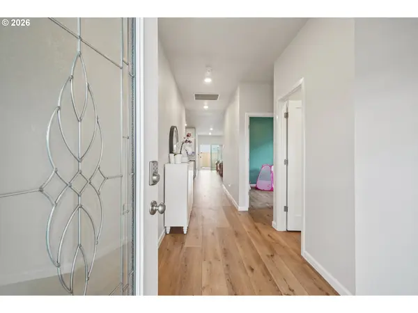 438 GREENCREST ST, Salem, OR 97301