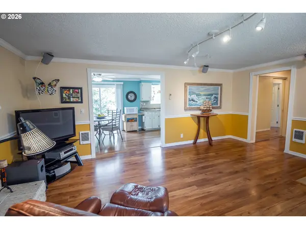 4483 THUNDERBIRD ST, Eugene, OR 97404