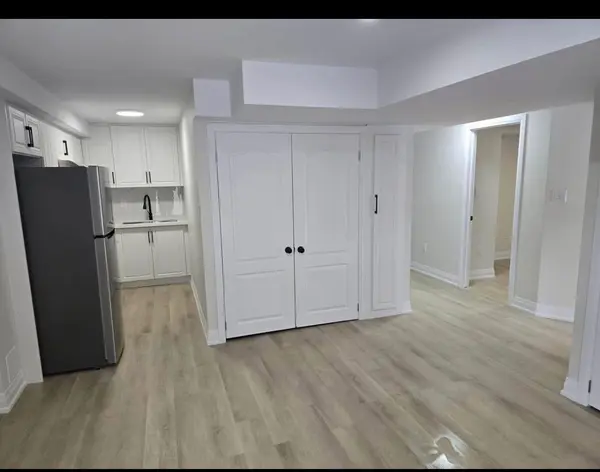 2088 Chris Mason ST, Oshawa, ON L1H 7K5