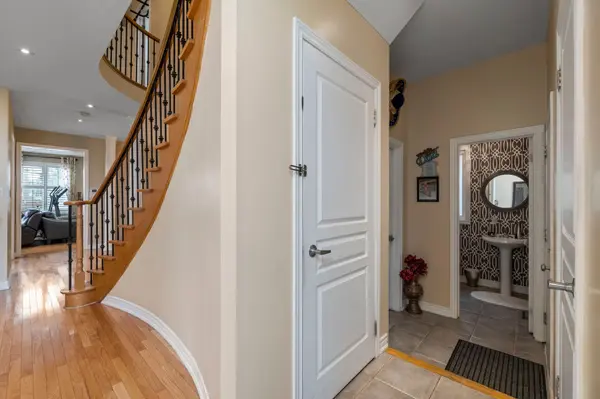 101 Jefferson Forest DR, Richmond Hill, ON L4E 4J4