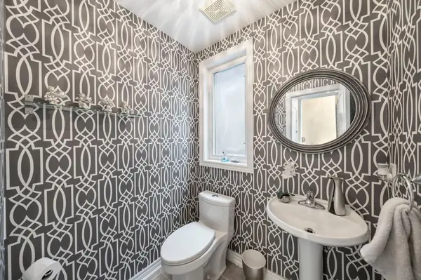 101 Jefferson Forest DR, Richmond Hill, ON L4E 4J4