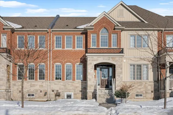17 Carratuck ST, East Gwillimbury, ON L9N 0S5