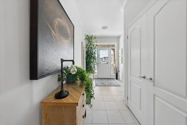 17 Carratuck ST, East Gwillimbury, ON L9N 0S5