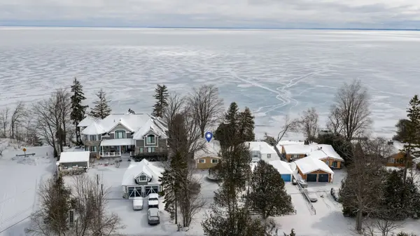 3595 Glenhaven Beach RD, Innisfil, ON L9S 2Z2