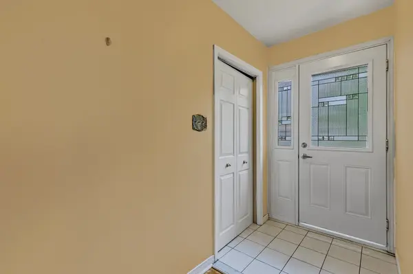 254 Bartley Bull Pkwy, Brampton, ON L6W 2L1