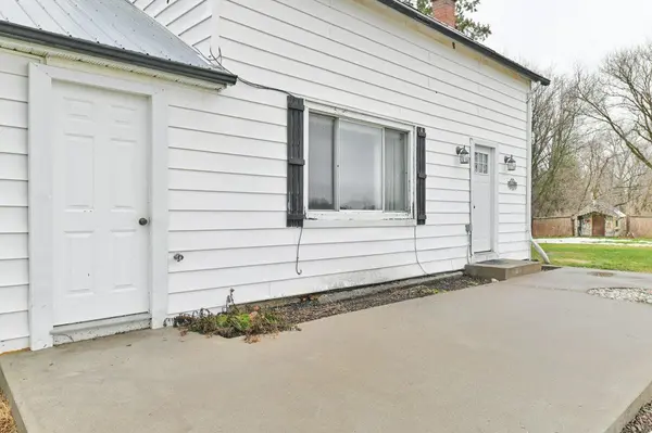 256 Moira RD, Centre Hastings, ON K0K 3E0