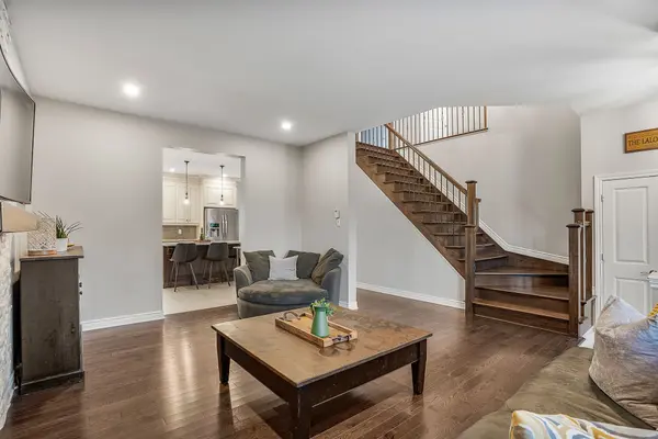 301 Colmar ST, Russell, ON K0A 1W0