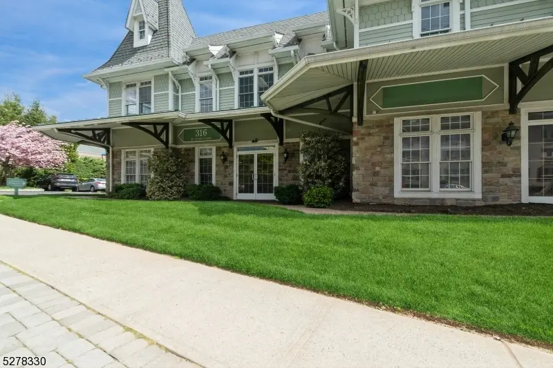 316 South Ave #300, Fanwood Boro, NJ 07023
