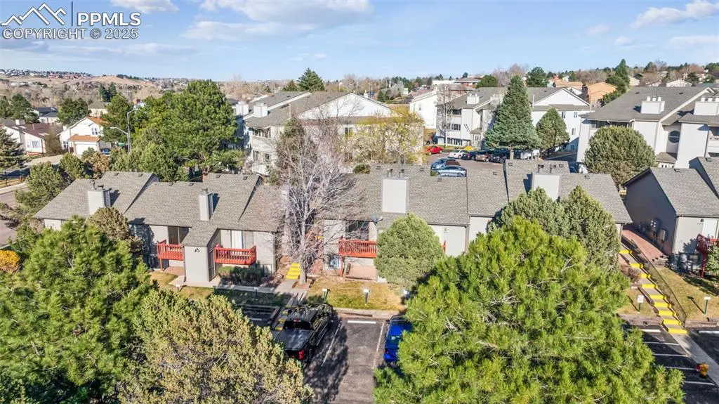 6447 Jonathan CT, Colorado Springs, CO 80918