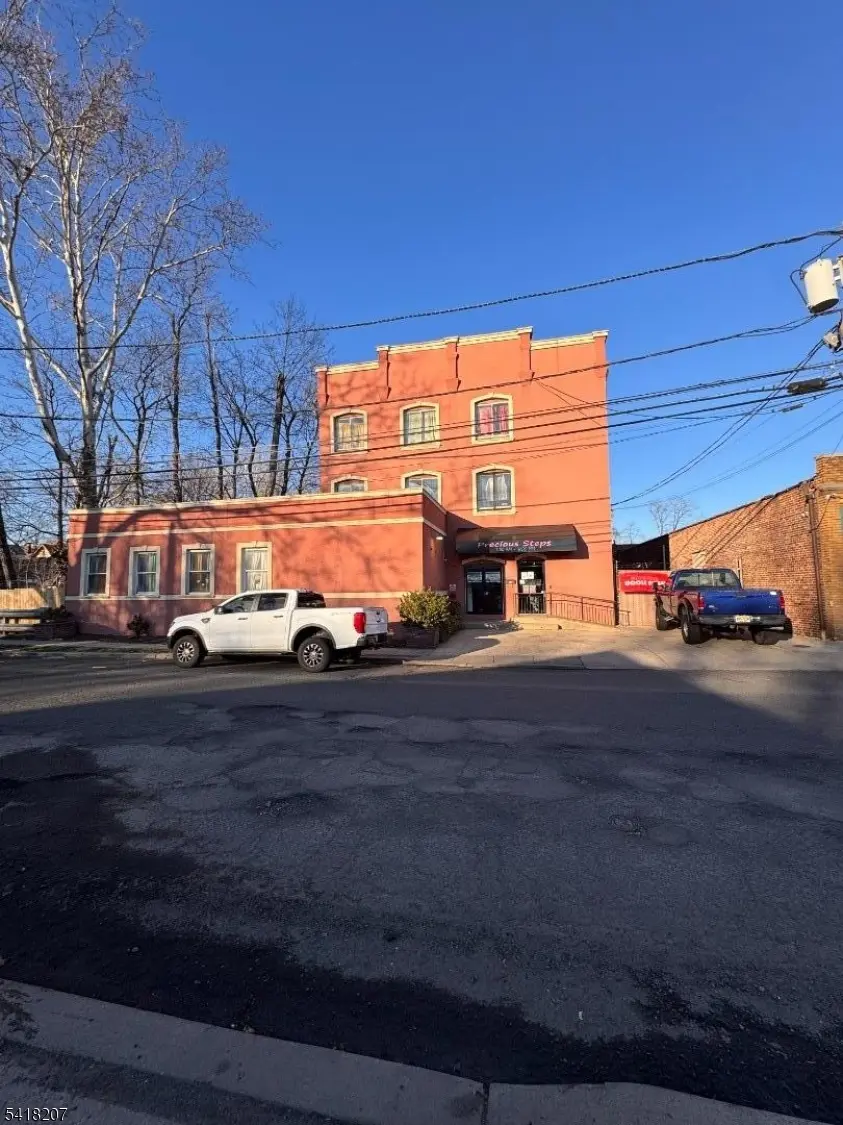 12-18 Washington Ave, Plainfield City, NJ 07060