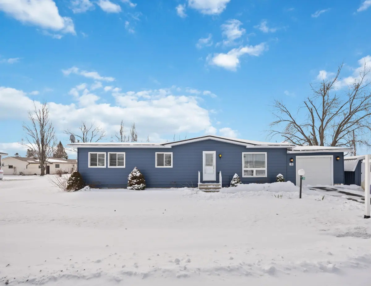 33 Vista DR, Kawartha Lakes, ON K9V 0H7