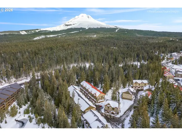 87758 E CREEK RIDGE RD #W-100, Government Camp, OR 97028