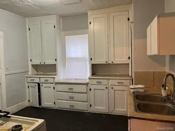 816 Algonquin ST, Detroit, MI 48215