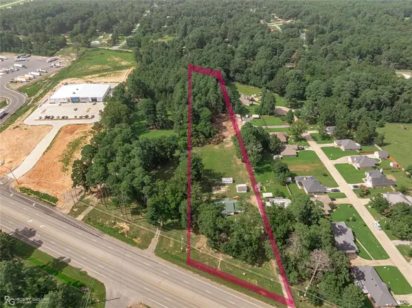 5244 N Market Street, Shreveport, LA 71107