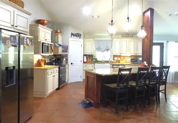 125 Parkview, Brady, TX 76825