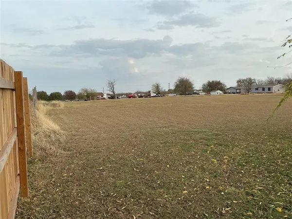 1114 Spring Flower Drive, Krum, TX 76249